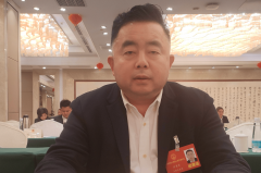 <strong>【聚焦江西】方怯</strong>